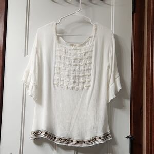 NWOT POL Blouse - Embroidered Detail